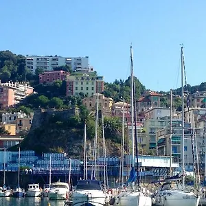 L'oasi Bed & Breakfast Genua